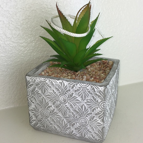 ☔️ 3 Piece Set Handmade Chinese Knotting Bracelets - Picture 3 of 8